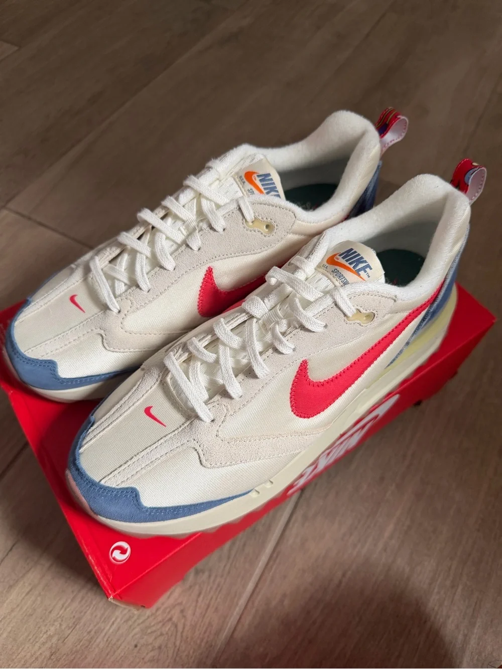 Nike Air Max Dawn ( box without lid ) - Picture 1 of 7